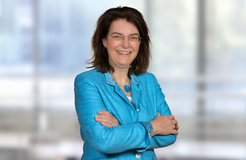 Dr. Corinna Franz